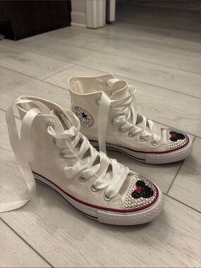 Converse White High-Top Sneakers with Rhinestone Minnie Mouse Toe
